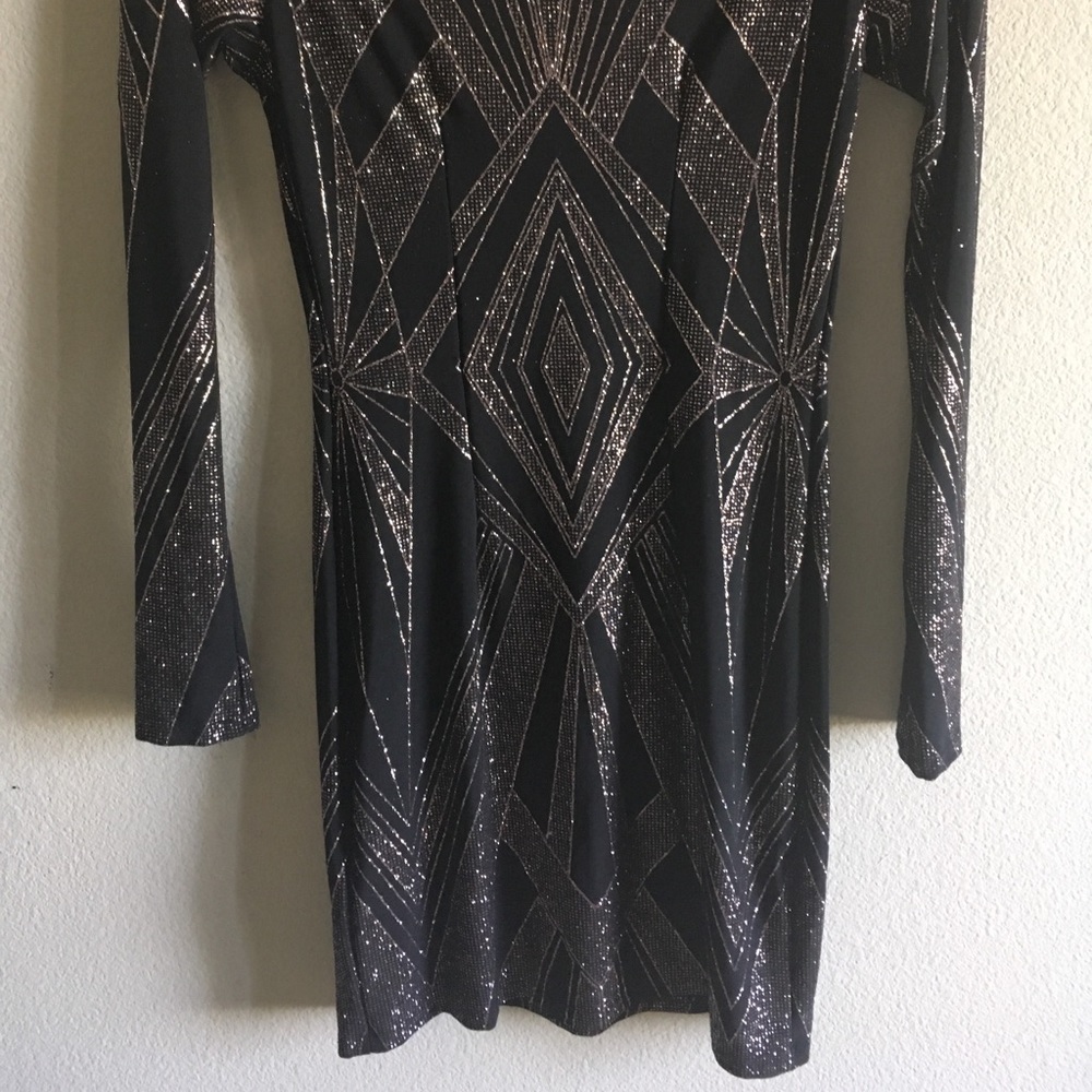 Jump Dress - Picture 4 of 4